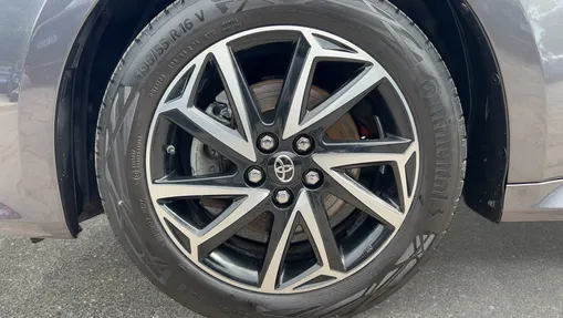 TOYOTA Yaris Yaris Hybrid 1.5 Comfort