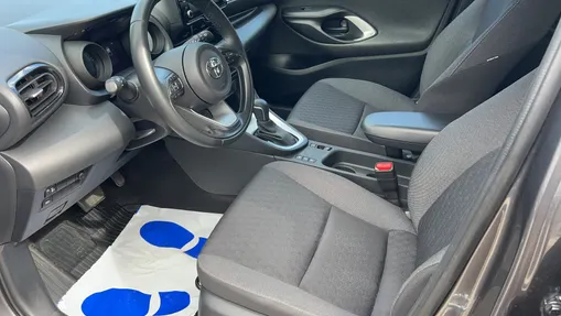 TOYOTA Yaris Yaris Hybrid 1.5 Comfort