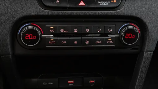 KIA Cee'd Ceed 1.5 T-GDI M