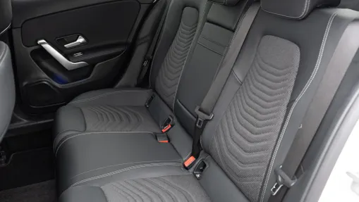 MERCEDES-BENZ A Klasa A 200 d Progressive 8G-DCT