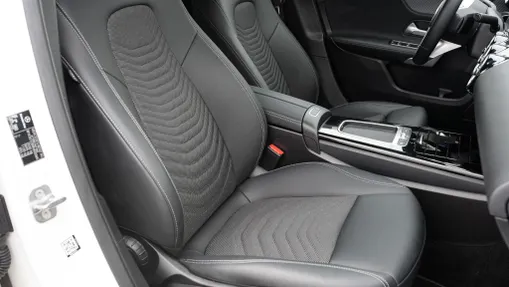 MERCEDES-BENZ A Klasa A 200 d Progressive 8G-DCT