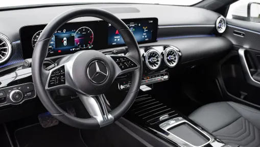 MERCEDES-BENZ A Klasa A 200 d Progressive 8G-DCT
