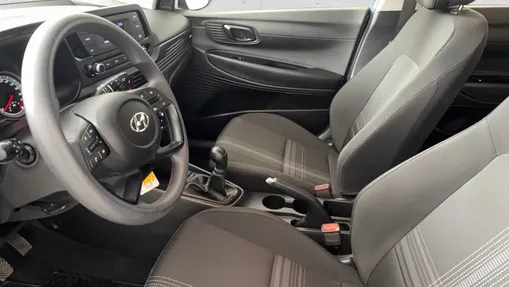 HYUNDAI i20 i20 1.2 Pure