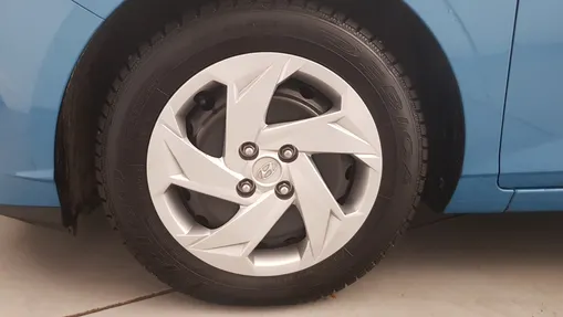 HYUNDAI i20 i20 1.2 Pure