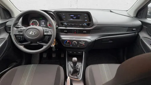 HYUNDAI i20 i20 1.2 Pure