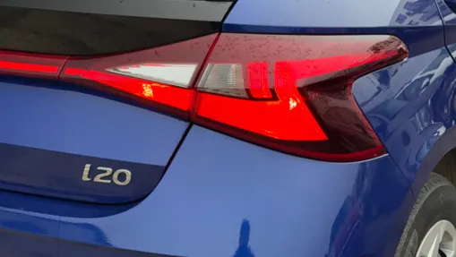 HYUNDAI i20 i20 1.2 Pure