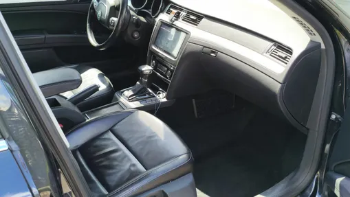 SKODA Superb Superb 2.0 TDI Active