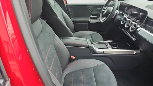 MERCEDES-BENZ GLB GLB 200 mHEV AMG Line 7G-DCT Nowy