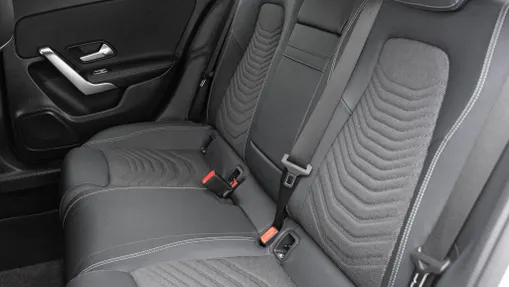 MERCEDES-BENZ A Klasa A 200 d Progressive 8G-DCT
