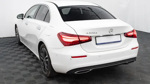 MERCEDES-BENZ A Klasa A 200 d Progressive 8G-DCT