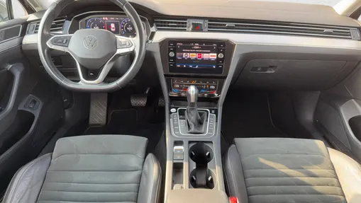 VOLKSWAGEN Passat Passat 2.0 TDI Elegance DSG