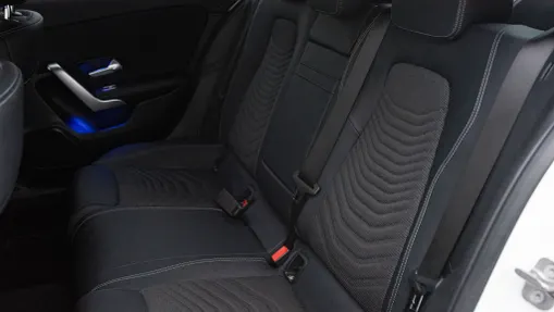 MERCEDES-BENZ A Klasa A 200 d Progressive 8G-DCT