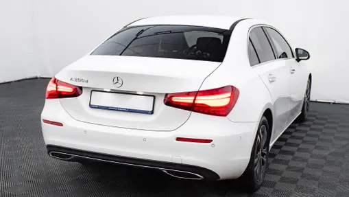 MERCEDES-BENZ A Klasa A 200 d Progressive 8G-DCT