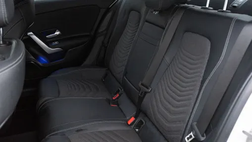 MERCEDES-BENZ A Klasa A 200 d Progressive 8G-DCT