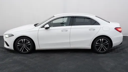 MERCEDES-BENZ A Klasa A 200 d Progressive 8G-DCT