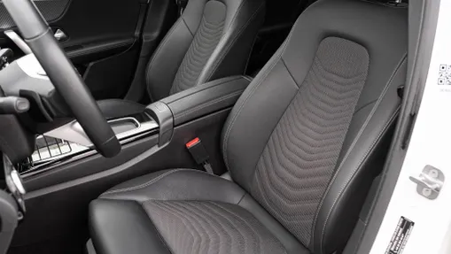 MERCEDES-BENZ A Klasa A 200 d Progressive 8G-DCT