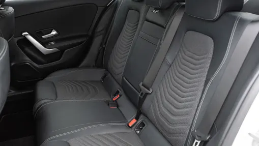 MERCEDES-BENZ A Klasa A 200 d Progressive 8G-DCT
