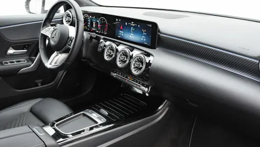 MERCEDES-BENZ A Klasa A 200 d Progressive 8G-DCT