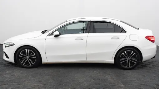 MERCEDES-BENZ A Klasa A 200 d Progressive 8G-DCT