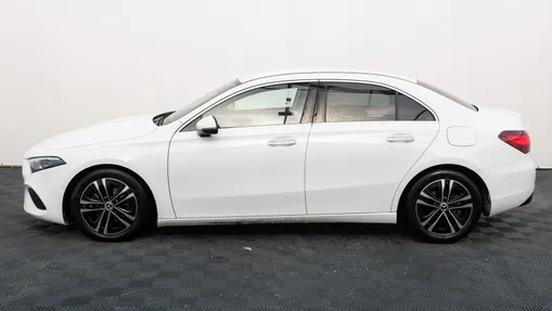 MERCEDES-BENZ A Klasa A 200 d Progressive 8G-DCT