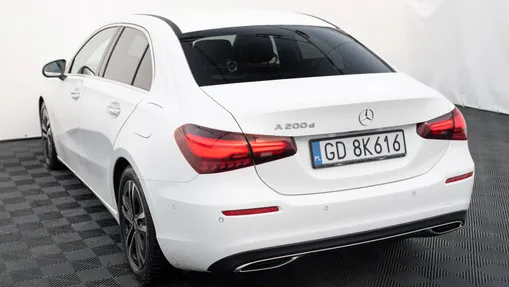 MERCEDES-BENZ A Klasa A 200 d Progressive 8G-DCT