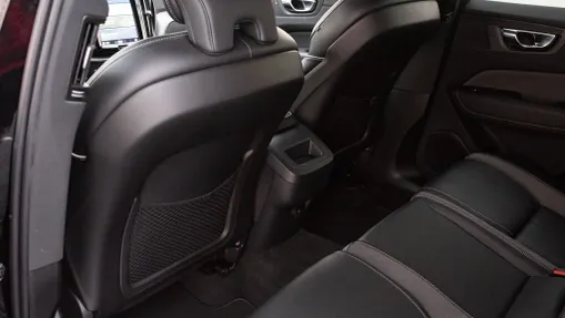 VOLVO XC60 XC60 B4 B R-Design aut