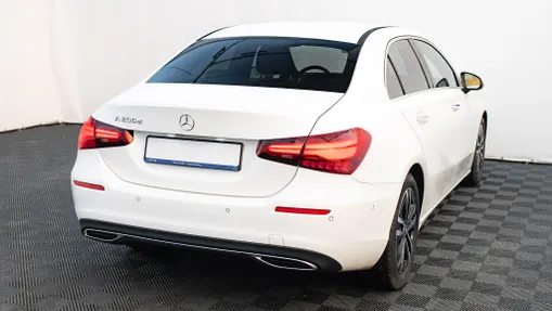MERCEDES-BENZ A Klasa A 200 d Progressive 8G-DCT