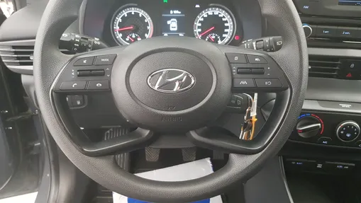 HYUNDAI i20 i20 1.2 Pure
