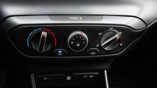 HYUNDAI i20 i20 1.2 Pure