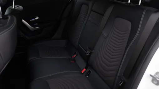 MERCEDES-BENZ A Klasa A 200 d Progressive 8G-DCT