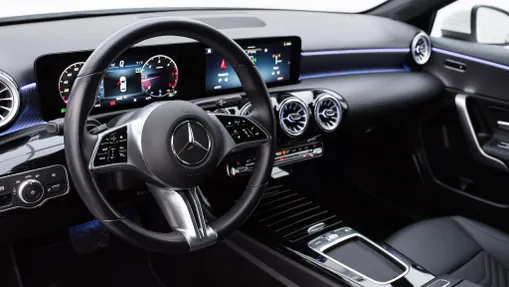 MERCEDES-BENZ A Klasa A 200 d Progressive 8G-DCT