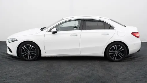 MERCEDES-BENZ A Klasa A 200 d Progressive 8G-DCT