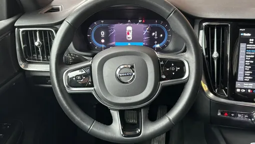 VOLVO V60 V60 B4 B Plus Dark aut