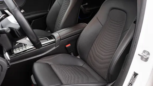 MERCEDES-BENZ A Klasa A 200 d Progressive 8G-DCT