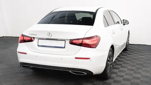 MERCEDES-BENZ A Klasa A 200 d Progressive 8G-DCT