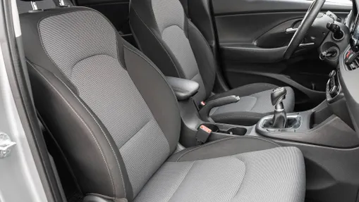 HYUNDAI i30 i30 1.0 T-GDI Modern