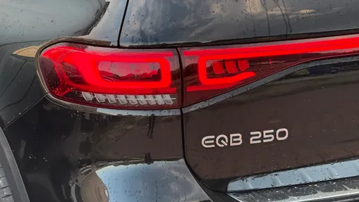 MERCEDES-BENZ EQB EQB 250 66.5kWh AMG