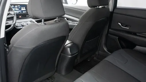HYUNDAI Elantra Elantra 1.6 Modern