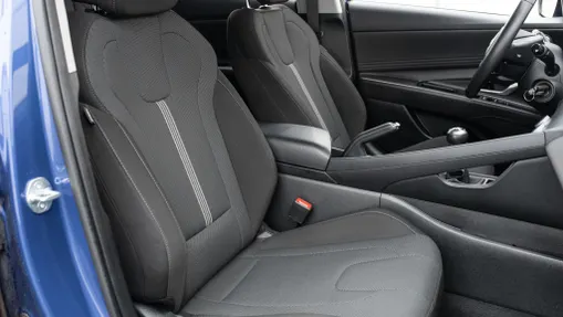 HYUNDAI Elantra Elantra 1.6 Modern
