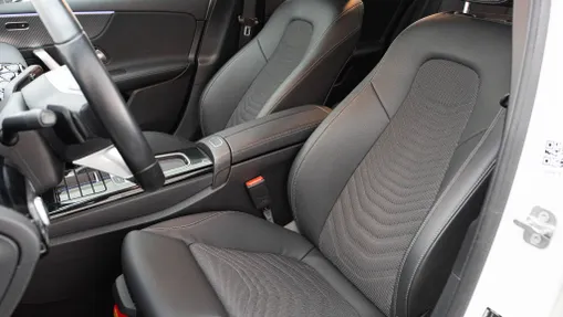 MERCEDES-BENZ A Klasa A 200 d Progressive 8G-DCT