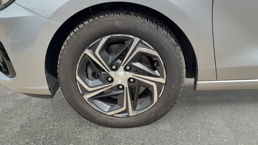 HYUNDAI i30 i30 1.5 DPI Smart