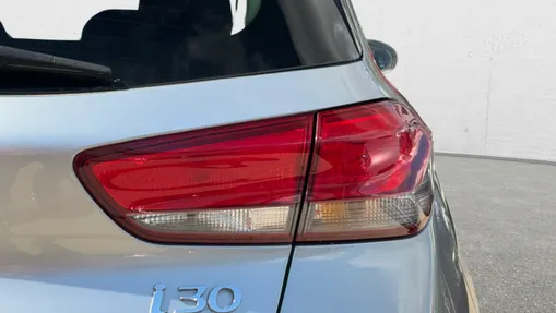 HYUNDAI i30 i30 1.5 DPI Smart