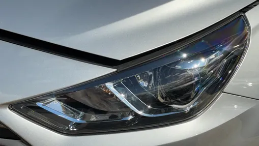 HYUNDAI i30 i30 1.5 DPI Smart