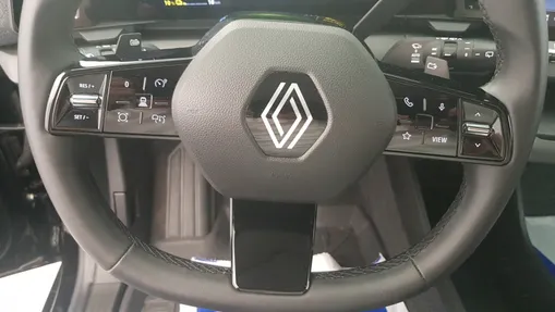 RENAULT Megane Megane EV40 Equilibre