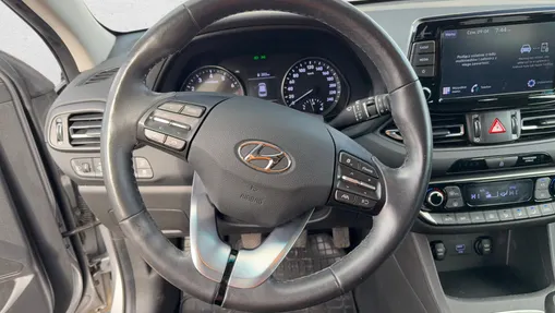 HYUNDAI i30 i30 1.5 DPI Smart