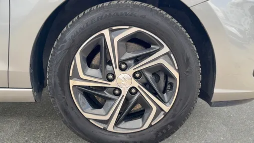 HYUNDAI i30 i30 1.5 DPI Smart