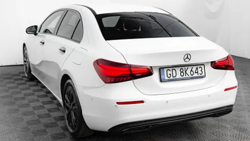 MERCEDES-BENZ A Klasa A 200 d Progressive 8G-DCT