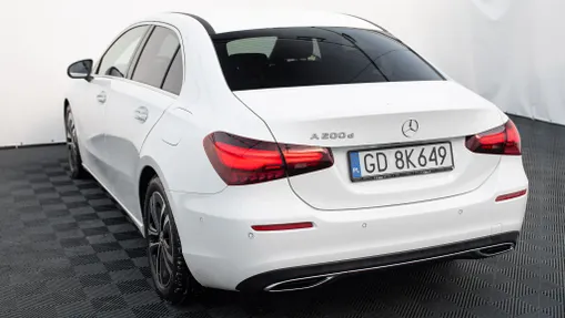 MERCEDES-BENZ A Klasa A 200 d Progressive 8G-DCT