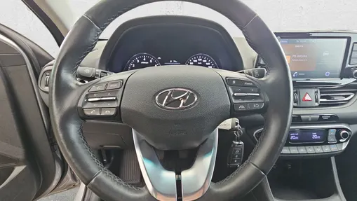 HYUNDAI i30 i30 1.5 DPI Smart