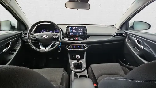 HYUNDAI i30 i30 1.5 DPI Smart
